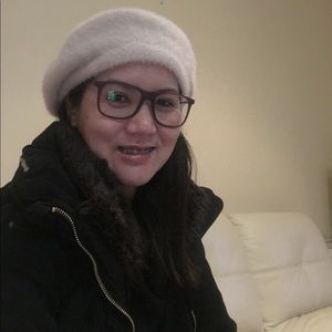 Meet your Posher, Maria